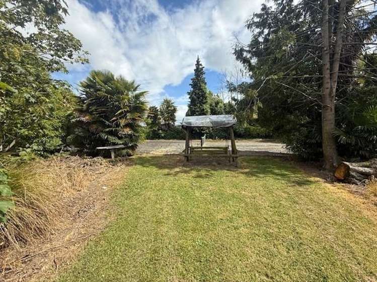 51 The Coastal Highway 9241_11