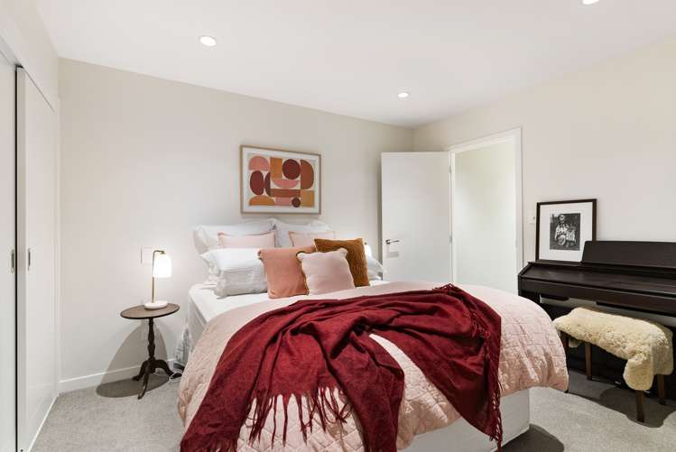 2/46 Aramoana Avenue Devonport_9