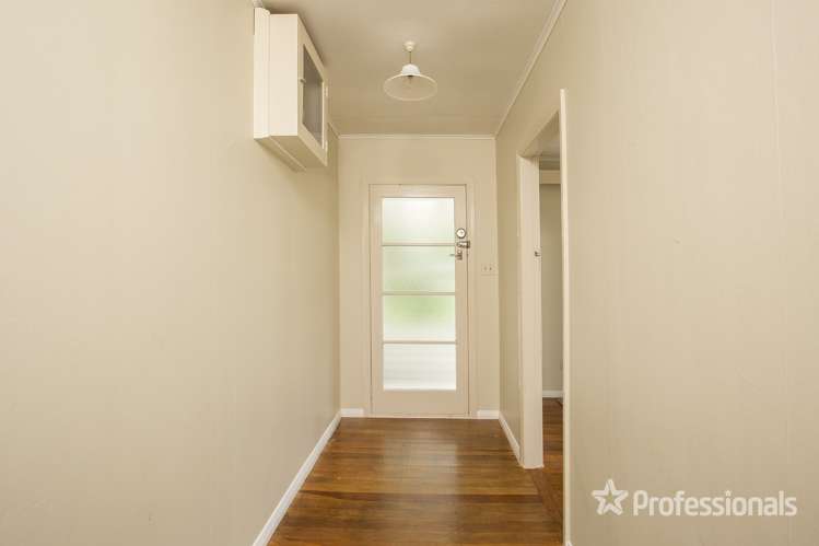 8 Fox Street Featherston_16