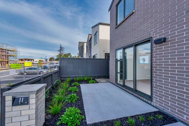 11 Waenganui Road Hobsonville_1