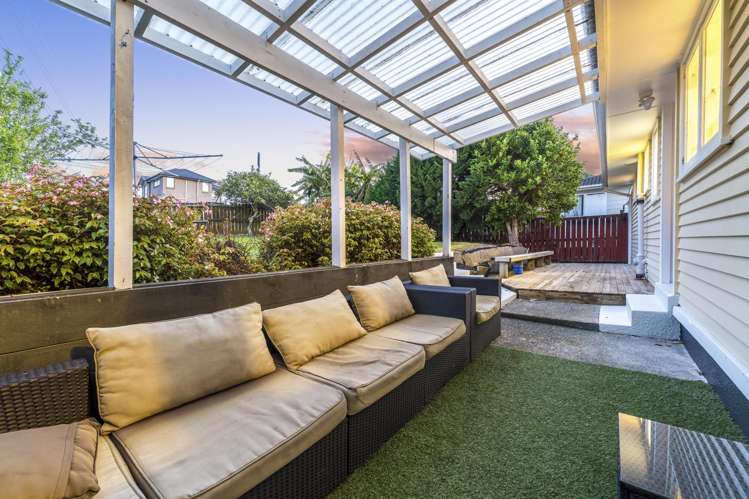 21 Arlette Place Massey_25