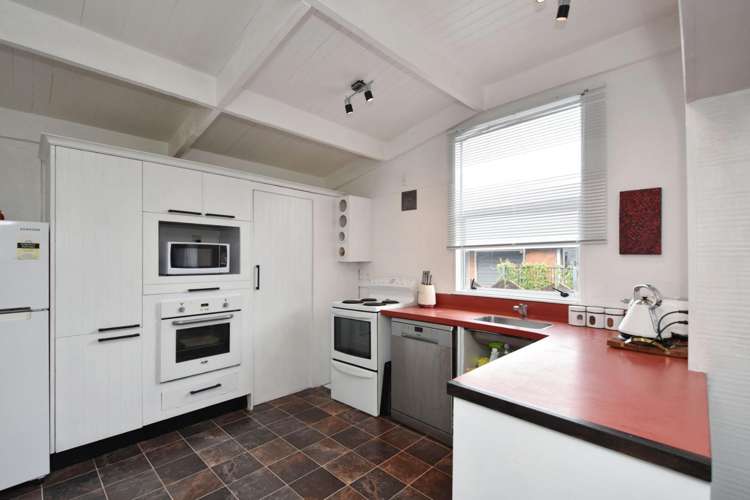 83 Robertson Street Richmond_3