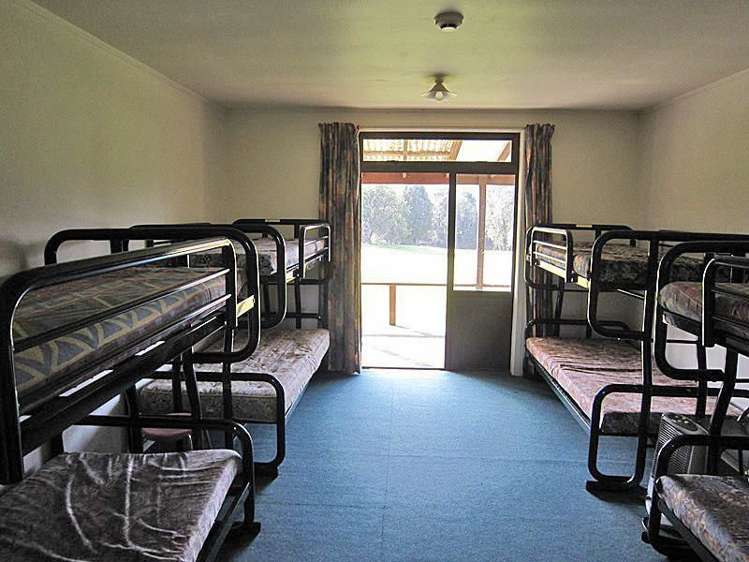 281 Yates Road Mesopotamia_15