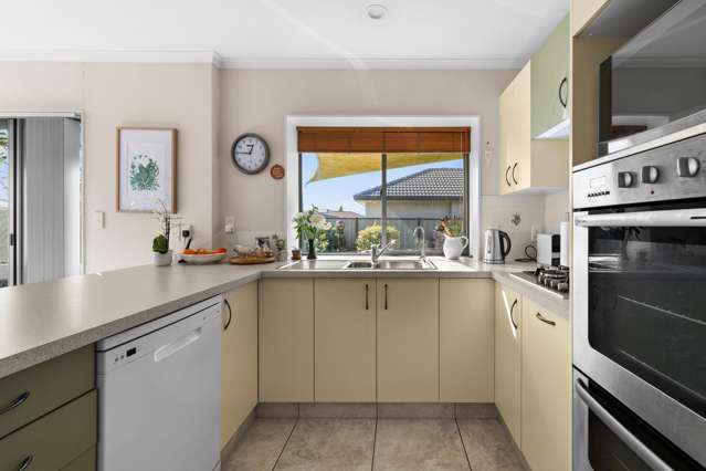 8 Rosehill Way Taradale_4