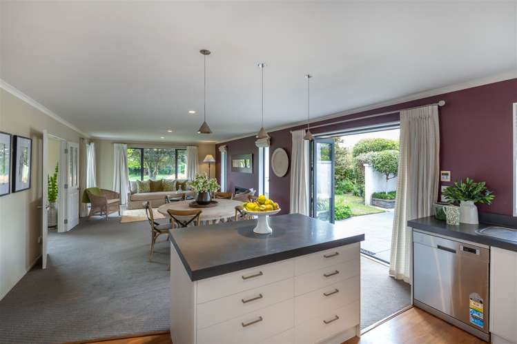 1 Caroline Way Northwood_9