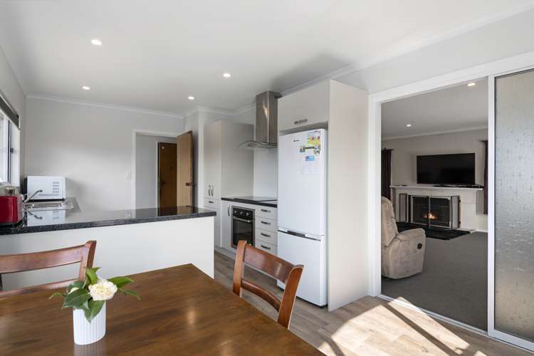 53 Eighty Eight Valley Road Wakefield_7