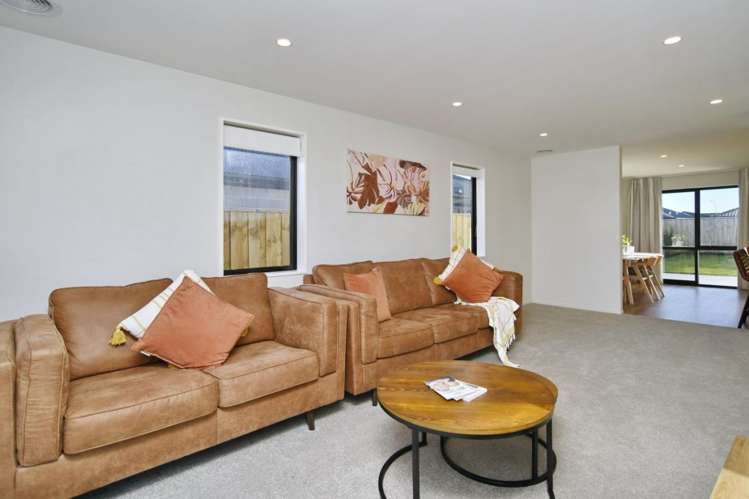 3 Woodford Avenue Woodend_8