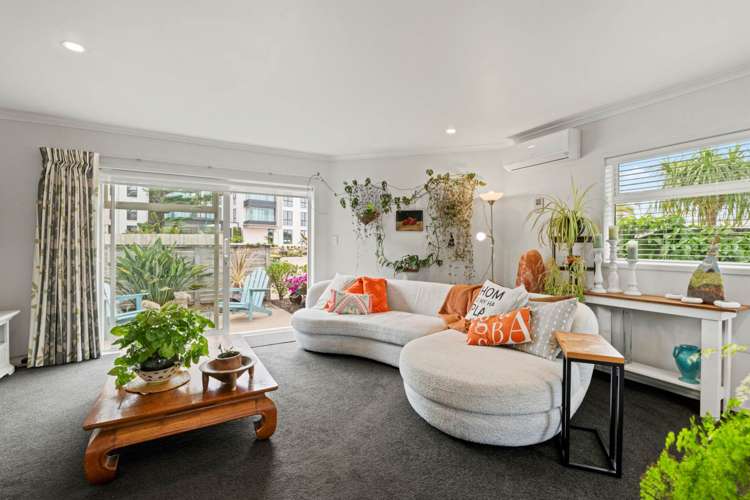 7 Annalise Place Orewa_9