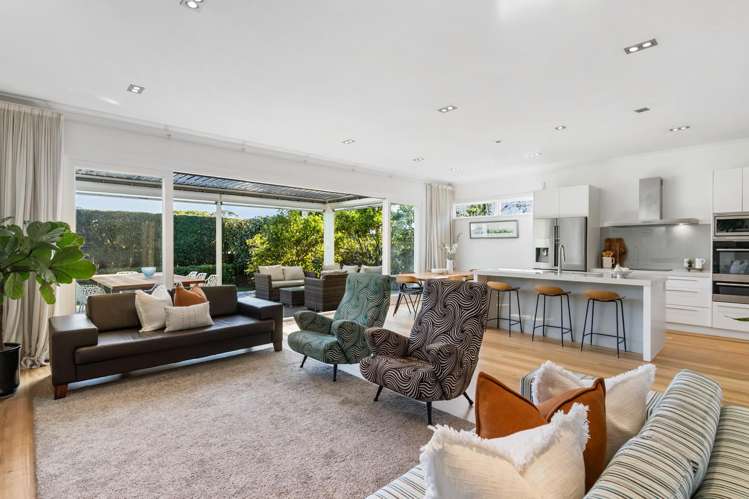 14 Wainui Avenue Point Chevalier_5