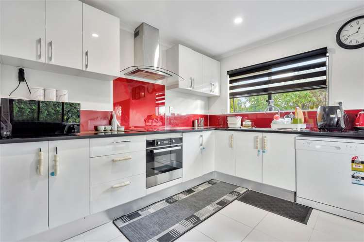 2/38 Arlette Place_3
