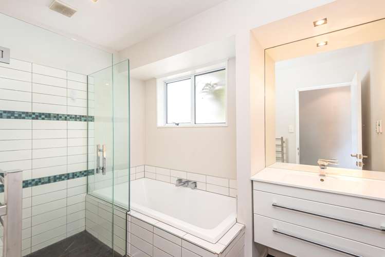 12B Lochmore St Bishopdale_11