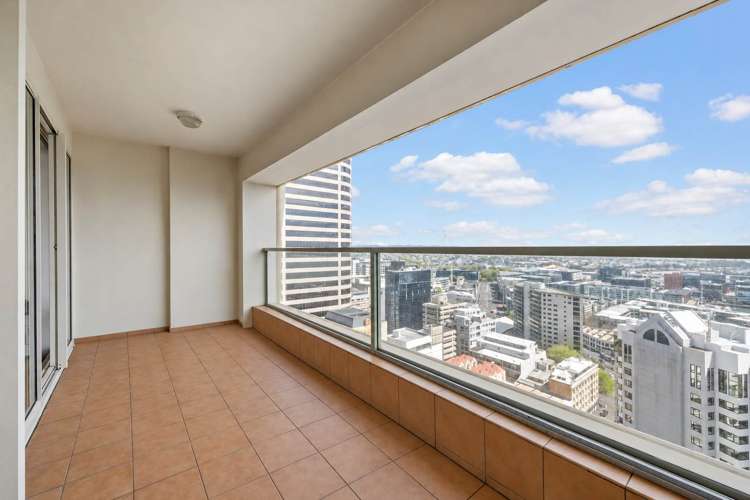 2403/8 Albert Street City Centre_4