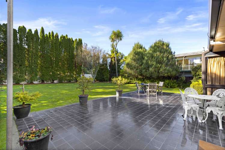 1074 River Road Queenwood_18