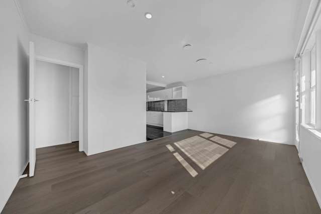 2/8 Winspear Place Papatoetoe_4