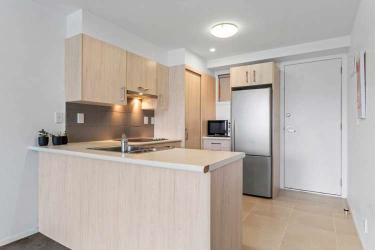 118/17 Link Crescent Stanmore Bay_8
