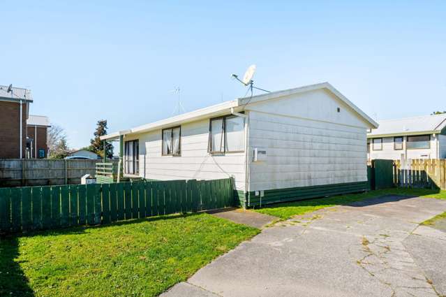 Roll Up Your Sleeves - 3 Bedroom Do-Up