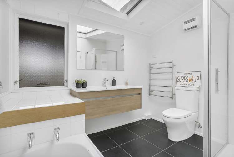 61 Park Hill Road Birkenhead_12