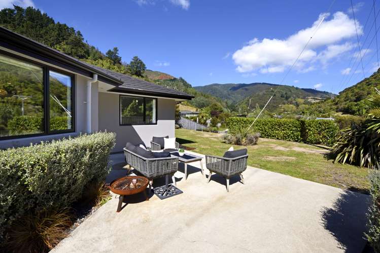 7 Olivine Terrace The Brook_13