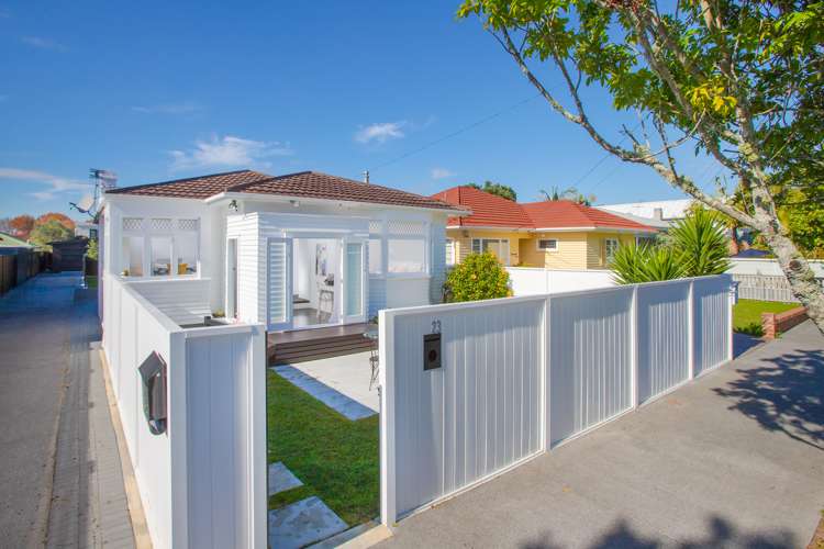 23 Harbour View Road Point Chevalier_21