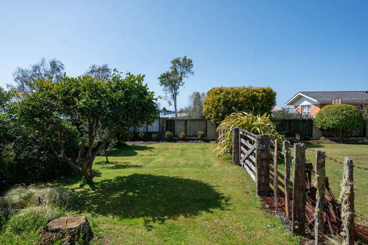 9 Totaravale Street Pukehangi_15