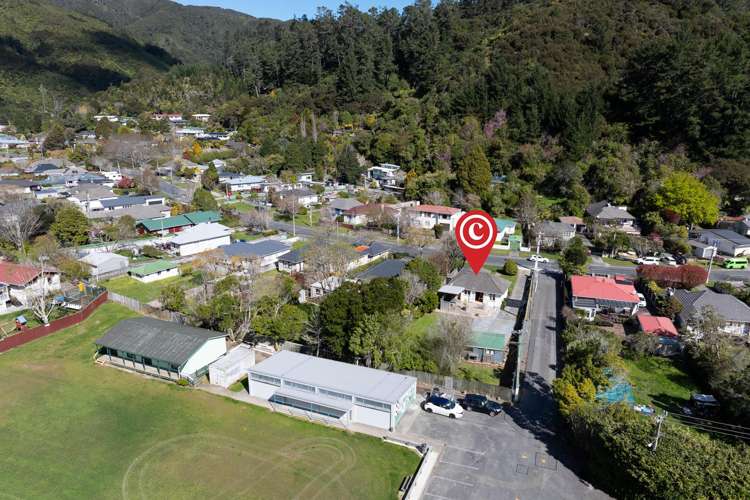 89 Hine Road Wainuiomata_20