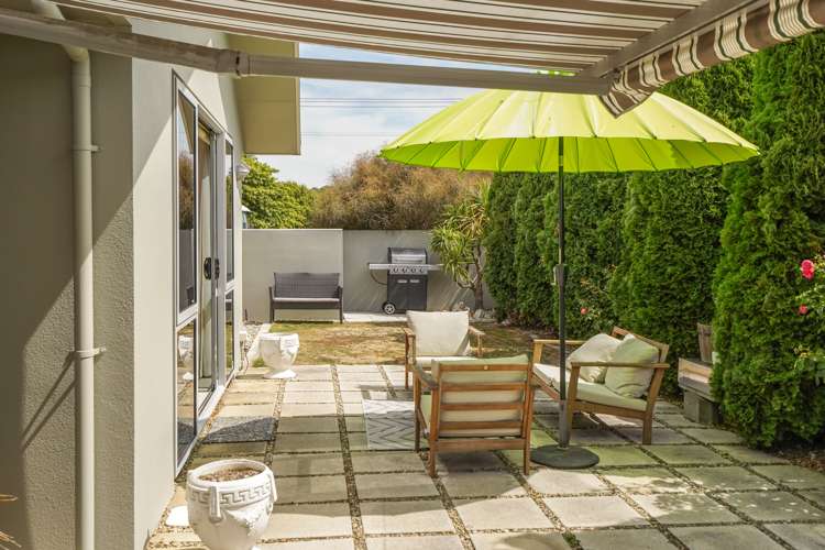 107 Saxton Road Stoke_22