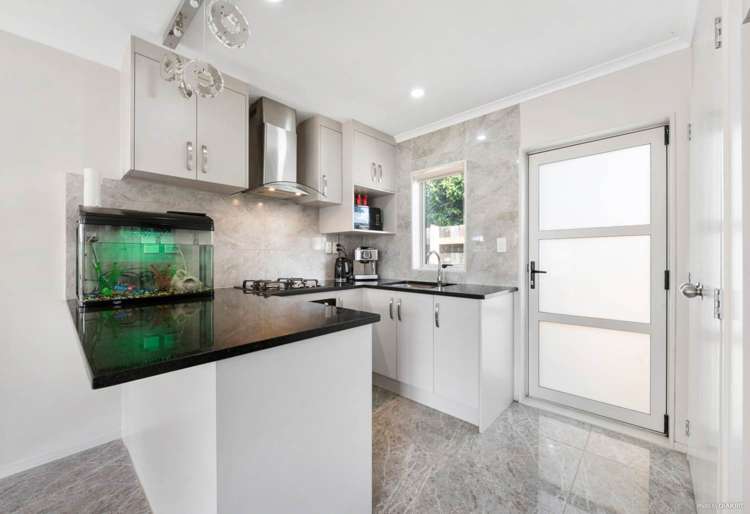 A/49 Robertson Road Favona_1