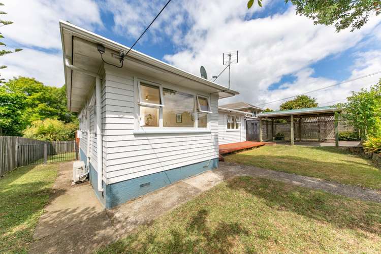 18 Fruitvale Road New Lynn_1