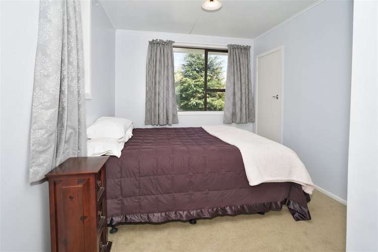 21 Mabian Crescent Deanwell_10