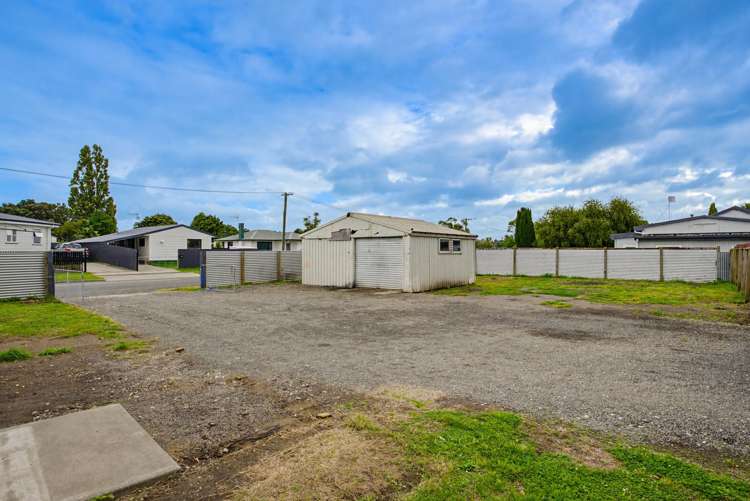 255 Lytton Road Elgin_22