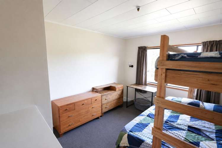 396 Ormond Road Lytton West_6