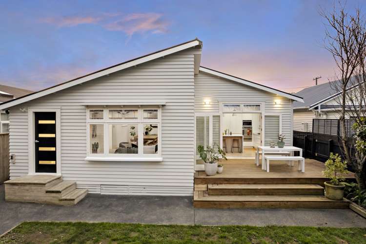 52 Ava Street Petone_19