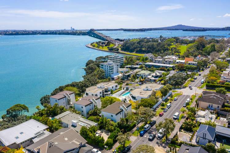 3/67 Sarsfield Street Herne Bay_32