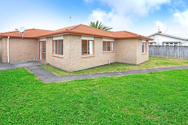 8 Ettrick Lane Papakura_2