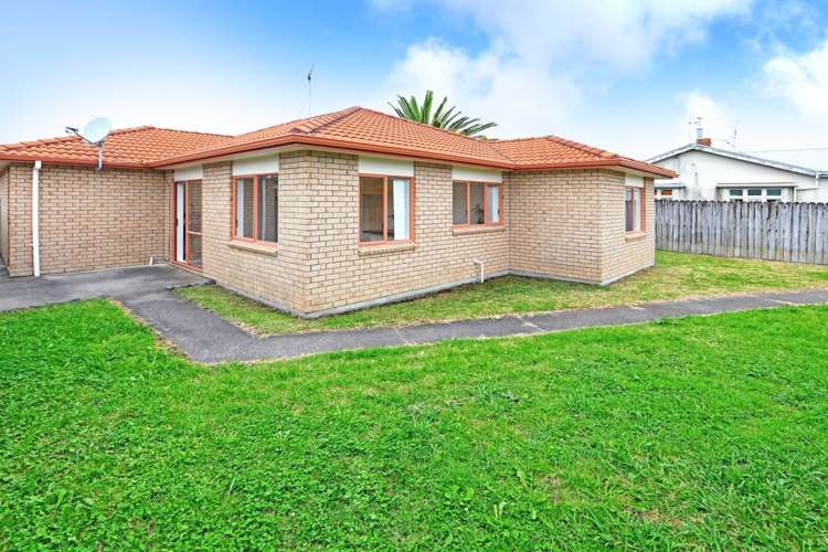 8 Ettrick Lane Papakura_2