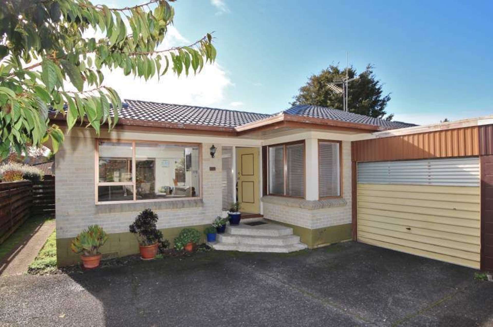 4/4 Lauchlan Avenue Epsom_0