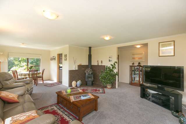 15 Alfred Road Egmont Village_1