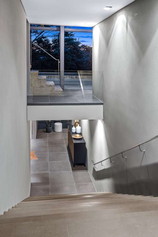 76 Cliff Road Torbay_4