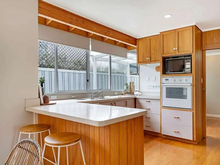 11 Claremont Ave 10509_2