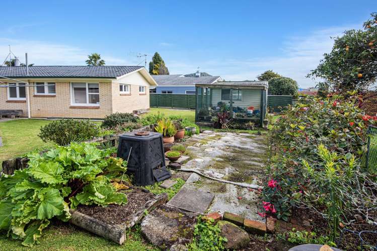 27 Carlton Crescent Kamo_17