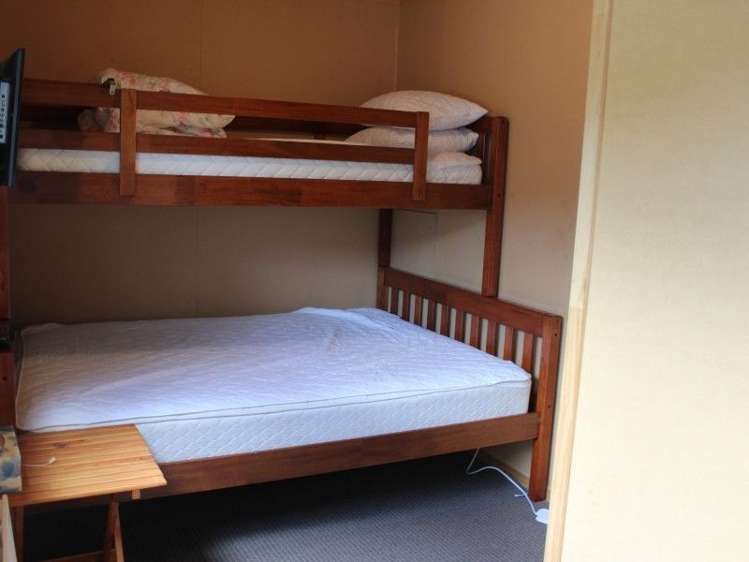 18 Hoani Place Kuratau_5