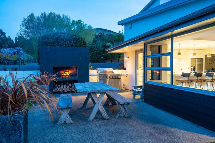 11 Fairmile Drive Mosgiel_16