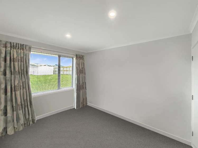 19 Gibraltar Way 10930_8