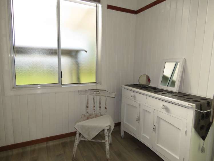 74 Church Street Reefton_25