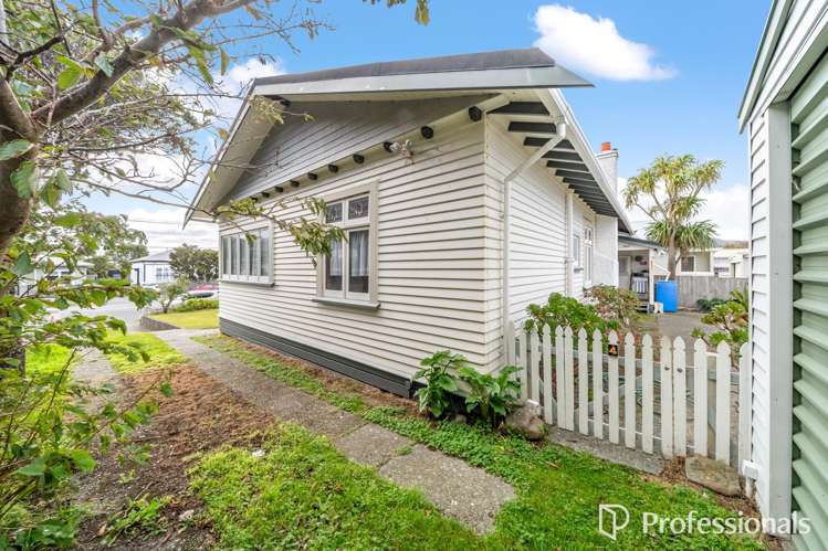 4 Emerson Street Petone_19
