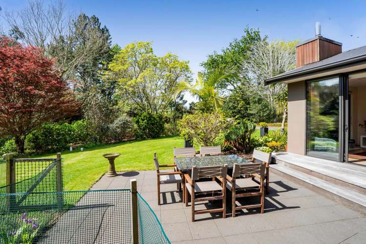 1405 South Road Kaitake_19