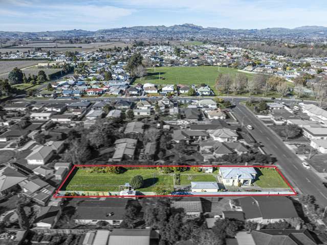1601sqm section first time on the market