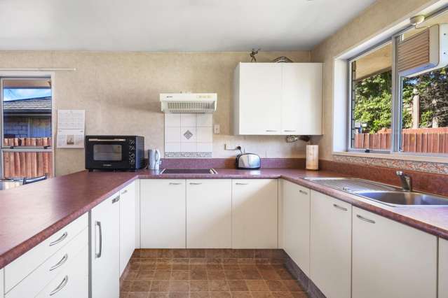 6 Fenmere Place Burwood_4