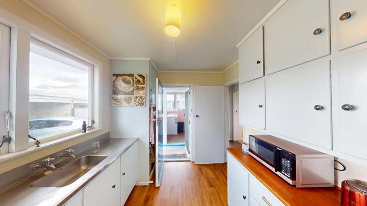 21 Gibbons Crescent 1200_2