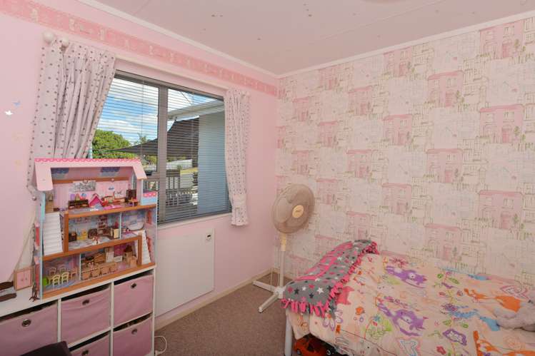 41 Raumati Crescent Onerahi_7